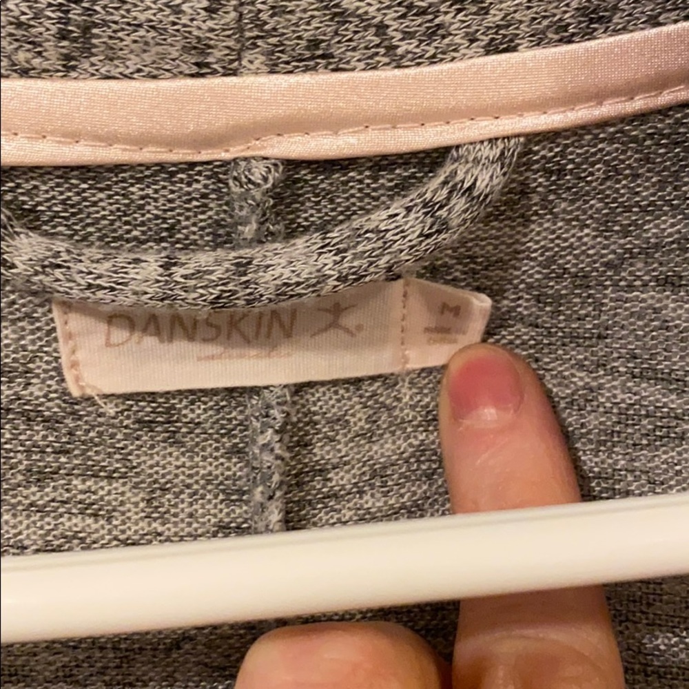 Cardigans - Picture 3 of 6